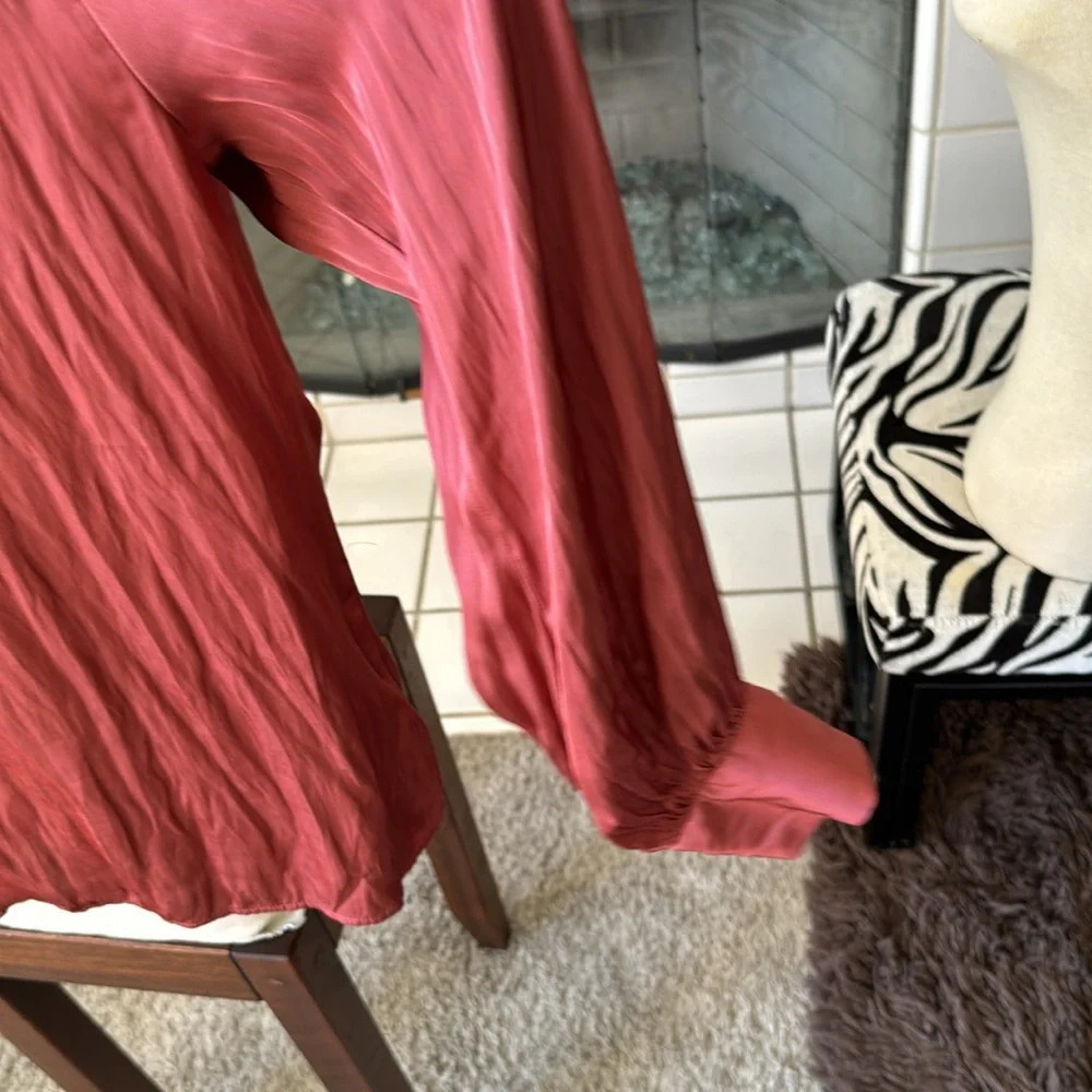 Express burnt orange v neck pullover blouse top size large - Picture 2 of 11